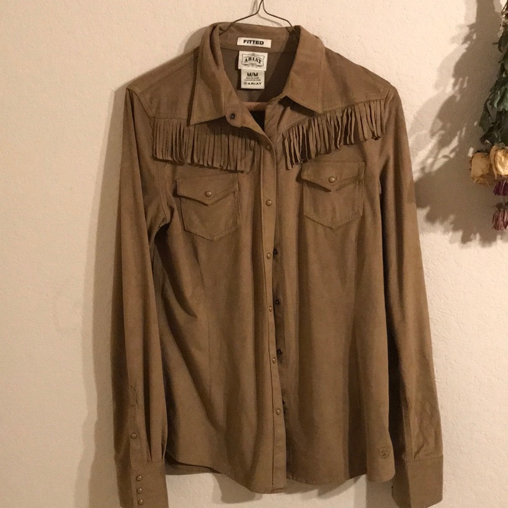 Ariat pearl snap